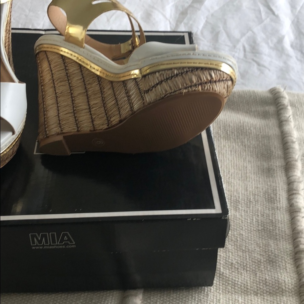 Wedges - Picture 2 of 3